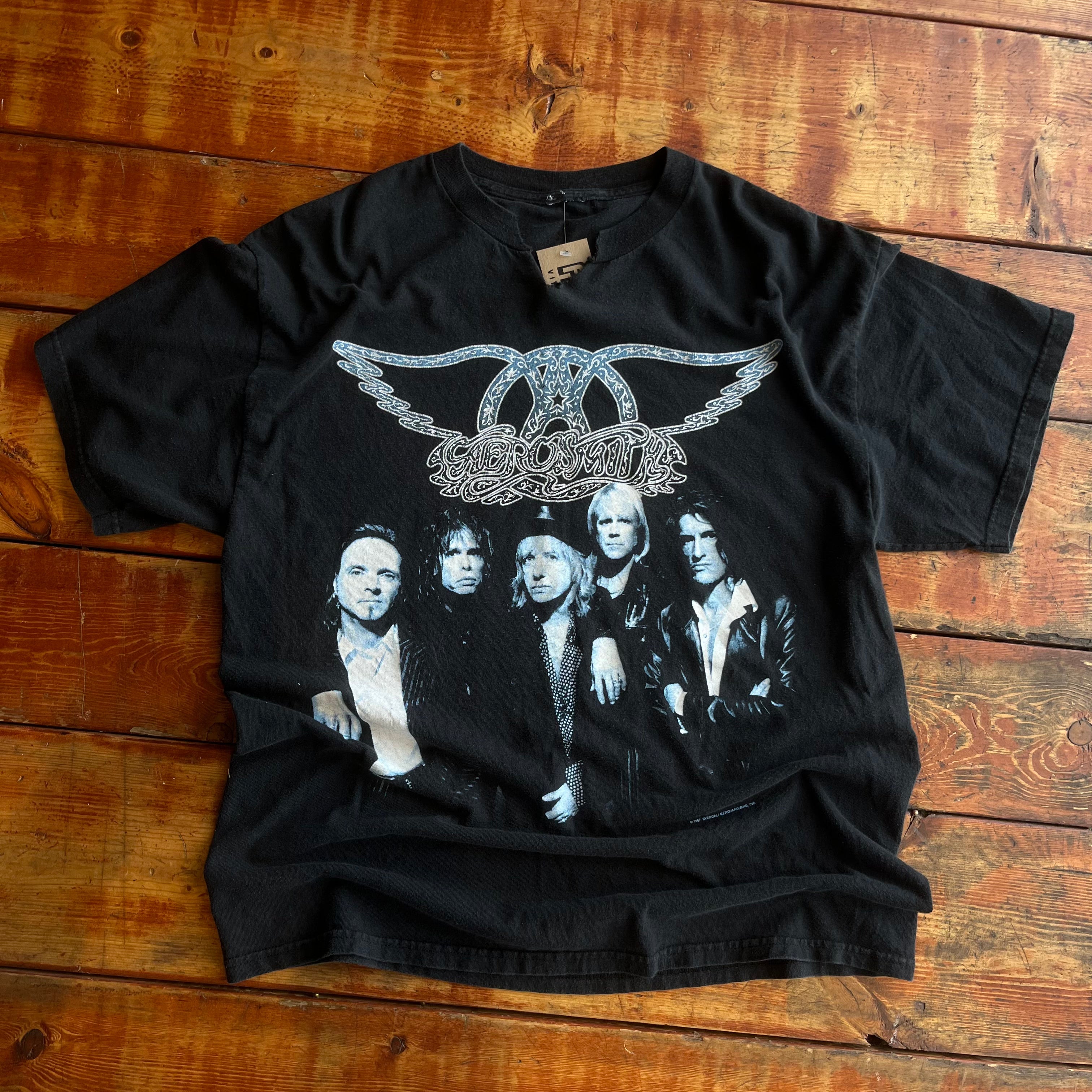 Vintage Aerosmith 1997 Merch Tee M/L t-shirt OTHER 